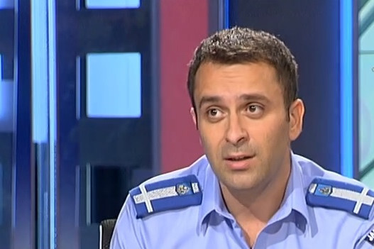 Laurențiu Cazan, coordonatorul intervenției din 10 august 2018 renunță la șefia Jandarmeriei Prahova „în urma discuțiilor din spațiul public”. Ministrul de Interne, Lucian Bode, salută decizia