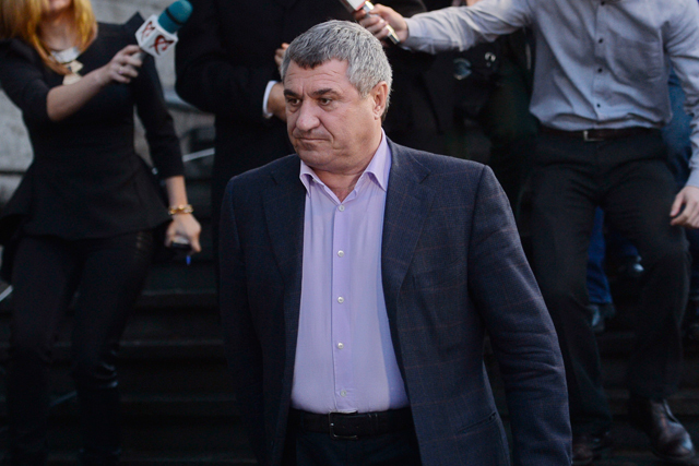 Reacția impresarului Victor Becali, după ce a fost acuzat că a lovit un bărbat care parcase pe proprietatea sa: „Mai era și de un tupeu fantastic”