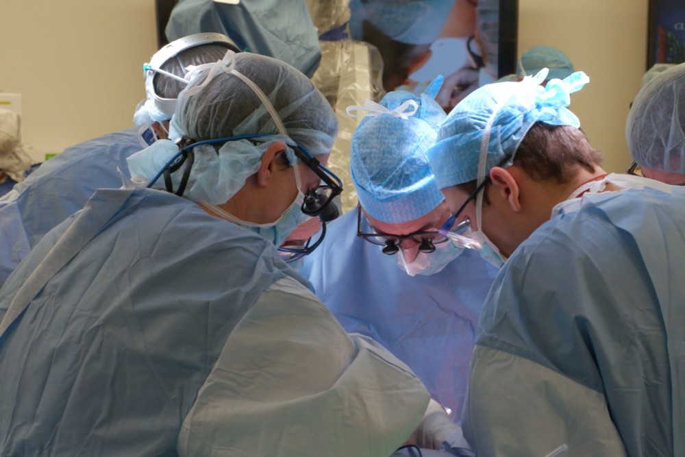 Încă doi români au fost salvați cu organe transplantate de la un donator bulgar aflat în moarte clinică