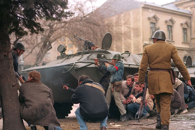 Șeful Parchetelor Militare explică totul despre dosarele Revoluției, Mineriadei și dosarul Ucraina. Magistratul Cătălin Pițu: “Nu e vorba de audierea lui Putin, cum s-a speculat în mod hilar!” | EXCLUSIV