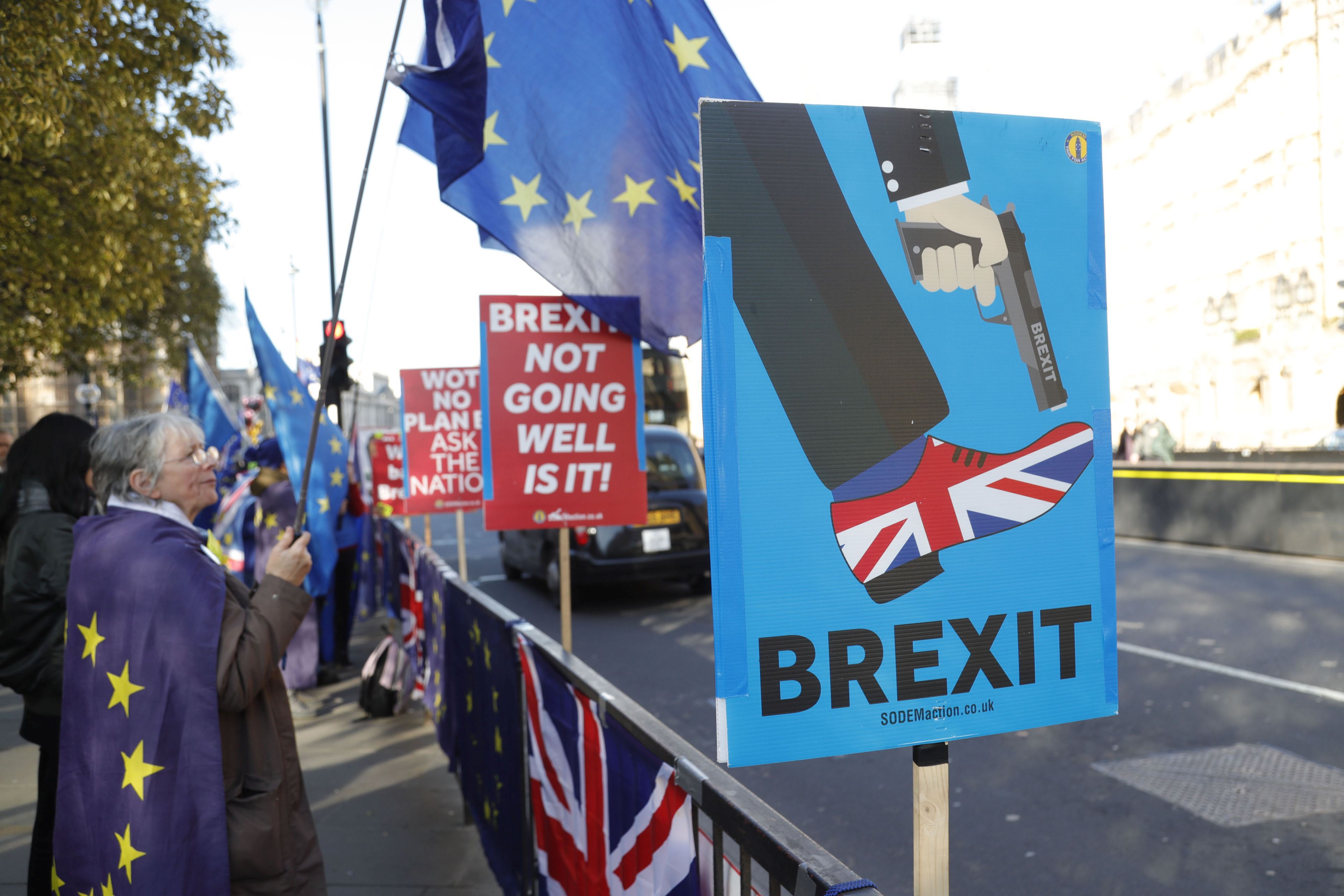 ANALIZĂ GÂNDUL.RO. Principalele sectoare din România lovite de Brexitul fără acord. Ce se va întâmpla la 1 ianuarie 2021?