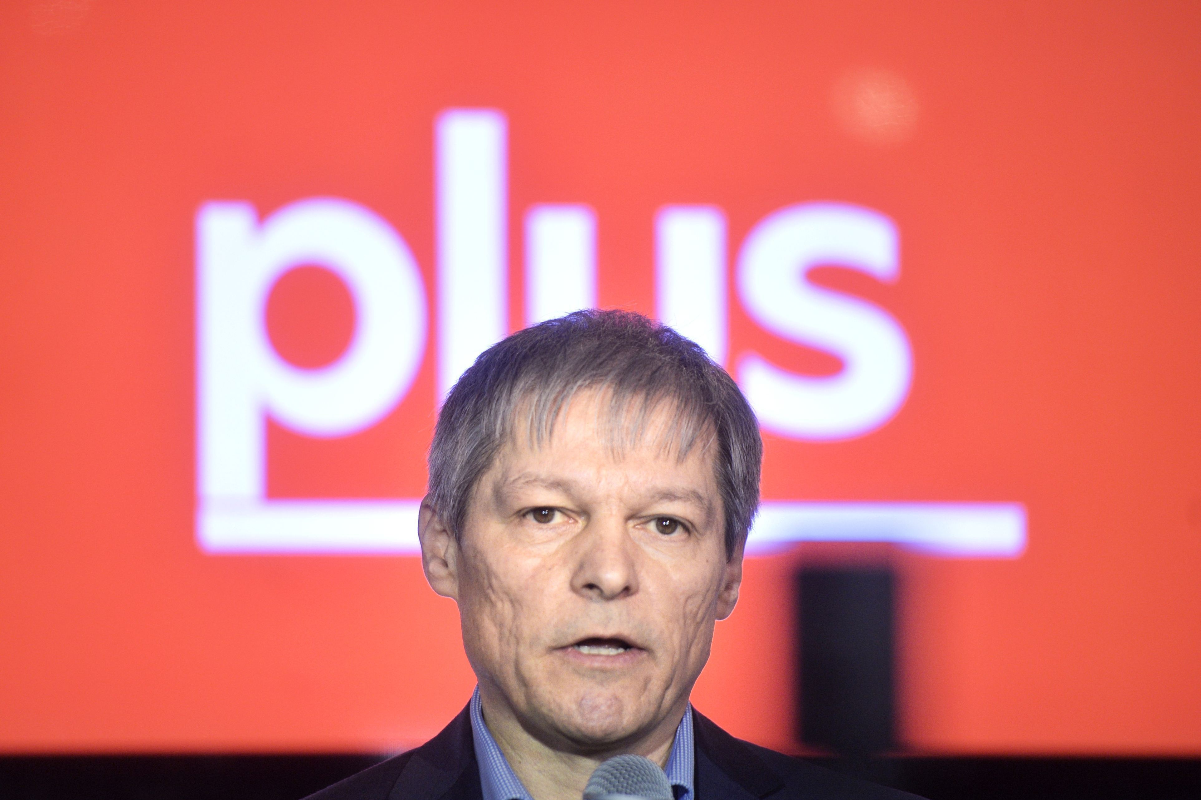 Dacian Cioloș, despre structura viitorului guvern: „Nu ne ferim de ministere grele sau cu riscuri!”