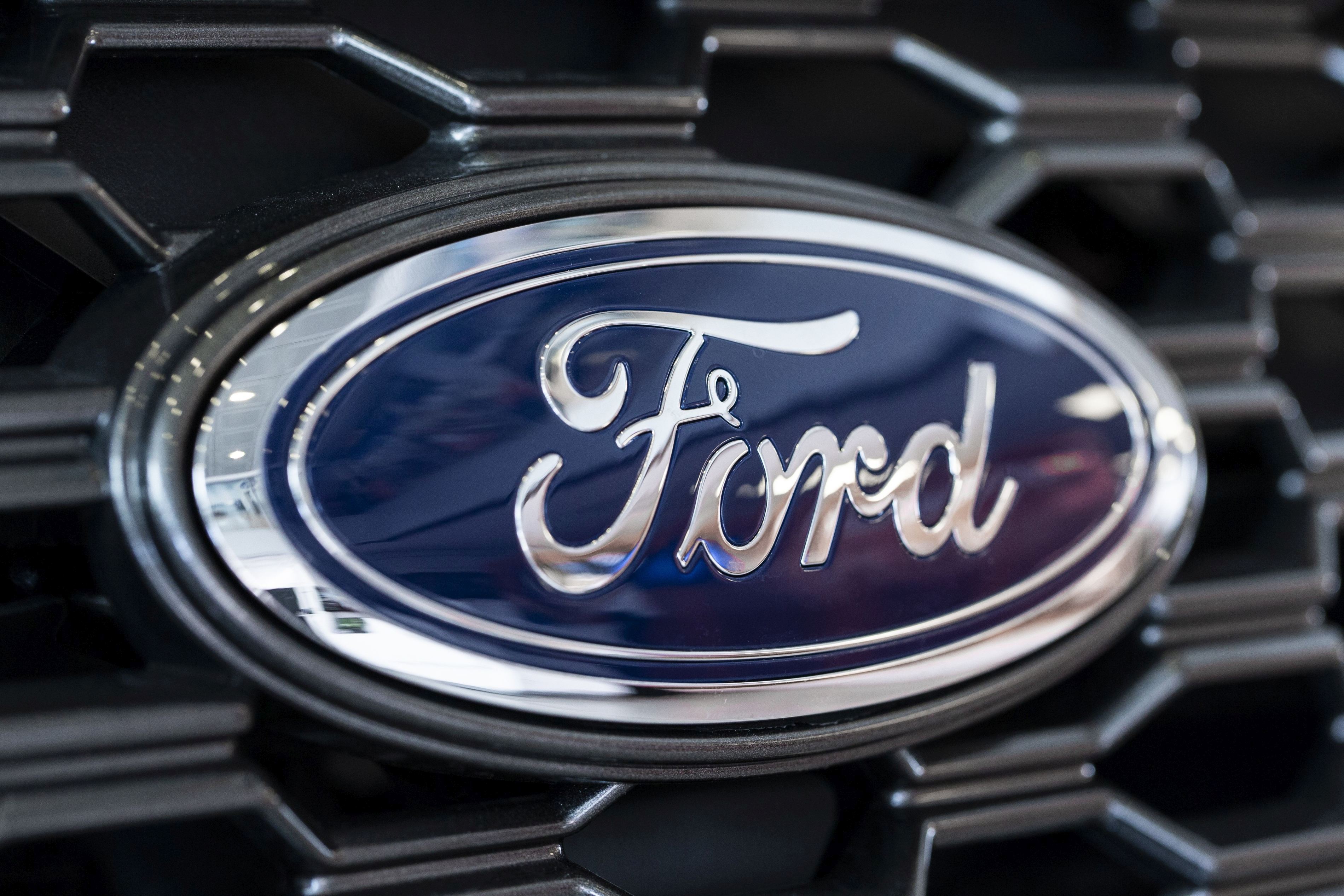 Decizie. Ford recheamă în service 3 milioane de vehicule după ce au fost semnalate probleme la airbag-uri