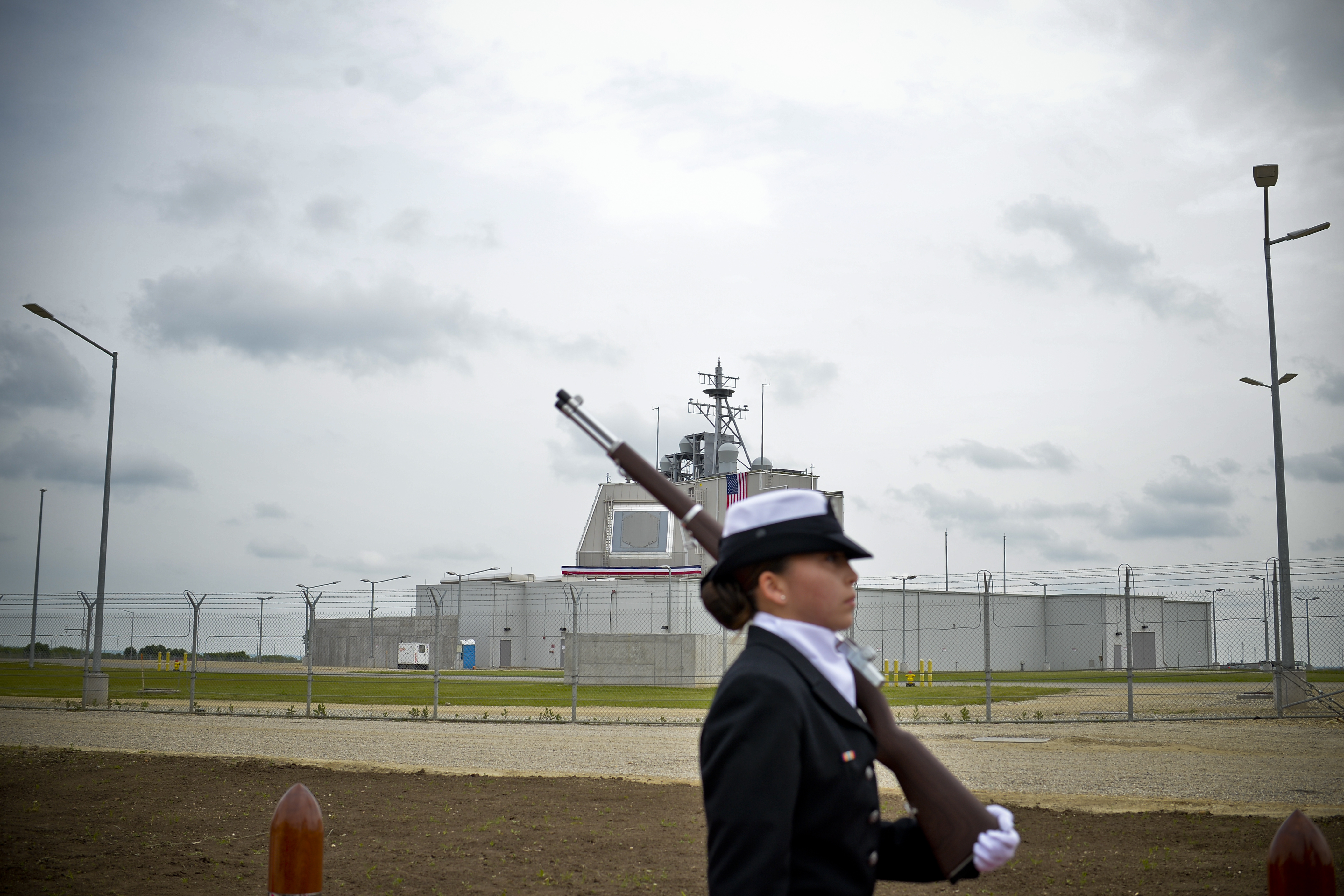 Un fost şef al Bazei Militare Deveselu nu crede că rușii o vor ataca: „Dacă lovesc scutul, lovesc soldatul american şi atunci va fi jale mare”