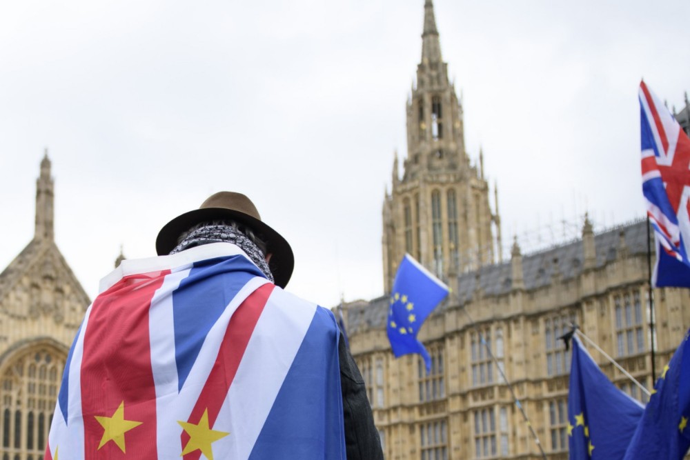 Alegeri cruciale pentru britanici. „Răzbunarea” BREXITULUI sau sondajele care bat istoria / Secțiile de votare, deschise la 7 dimineața