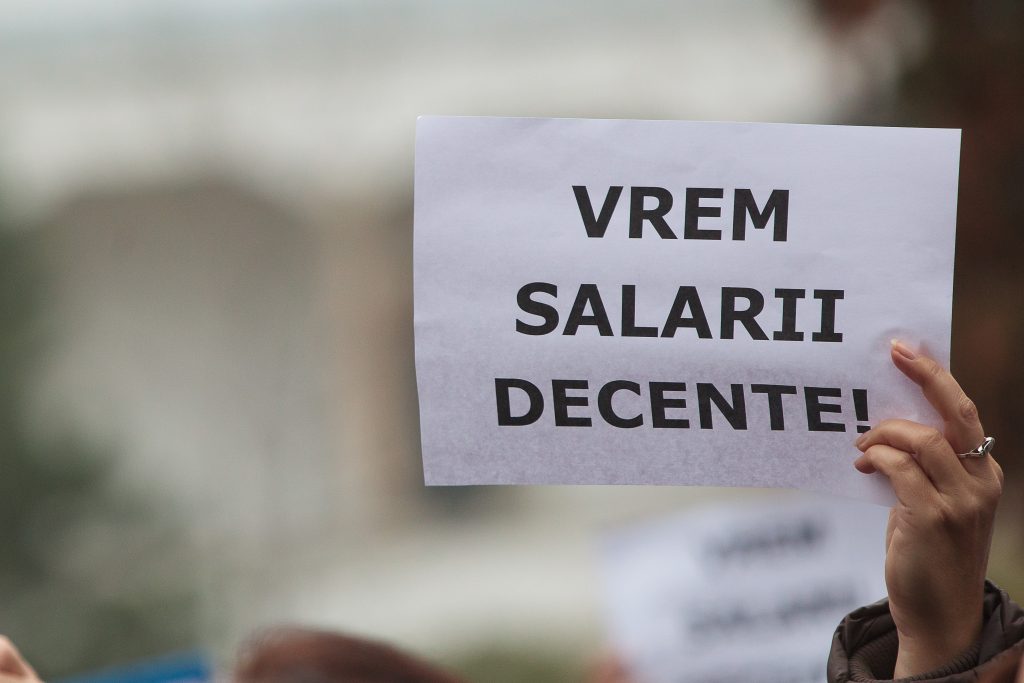 Salariul minim va fi indexat în şedinţa de Guvern. Turcan: „Va crește cu 70 de lei brut”