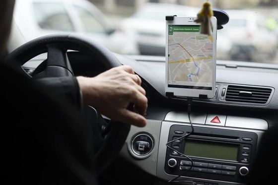 Șoferul unui Uber, ÎMPUȘCAT de o femeie care a crezut că vrea să o răpească și să o ducă în Mexic
