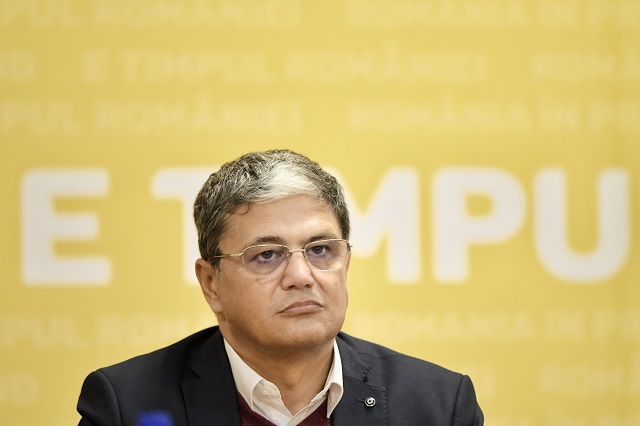 Marcel Boloș a anunțat când va fi primită tranşa a treia a voucherelor sociale: „Avem banii necesari, vom alimenta cardurile”