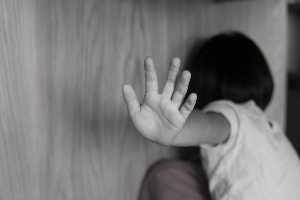 Se confirmă cazul elevilor de 10 ani surprinși în ipostaze sexuale, într-o tabără școlară. Polițiștii din Cluj au deschis o anchetă și a fost sesizată Protecția Copilului