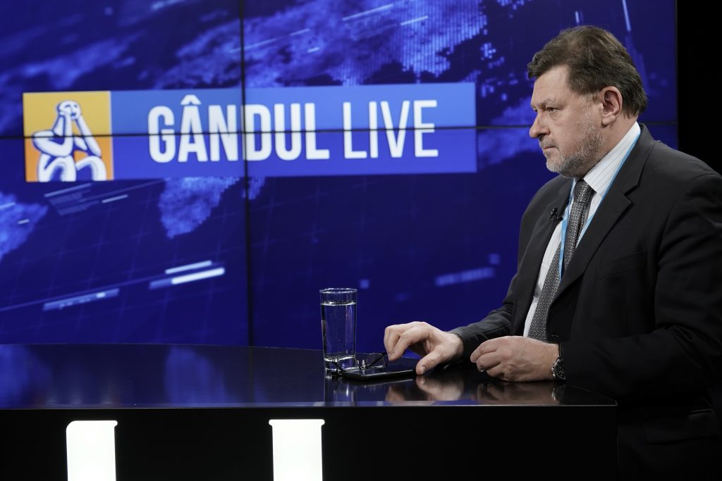 Dr. Alexandru Rafila, dezvăluiri vitale despre vaccinul împotriva COVID-19 / Cum ne-am putea simți după vaccinare