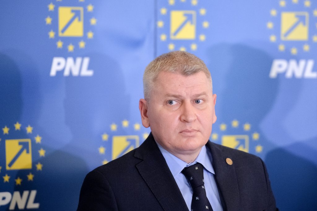Florin Roman: Prefecții, secretarii de stat, șefii de agenții numiți la propunerea USR PLUS vor fi demiși marti de premier