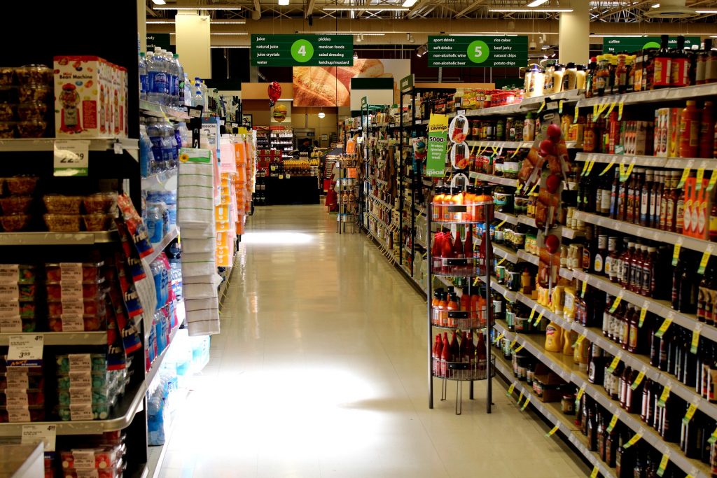 RETAIL ALIMENTAR: Afacerile au crescut cu 10% în 2020. Vânzările online au înregistrat un avans de 30%