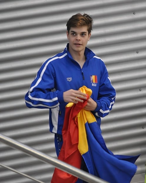 David Popovici şi Robert Glinţă, calificați în finalele probelor de 200 m liber și 100 m spate de la JO 2020