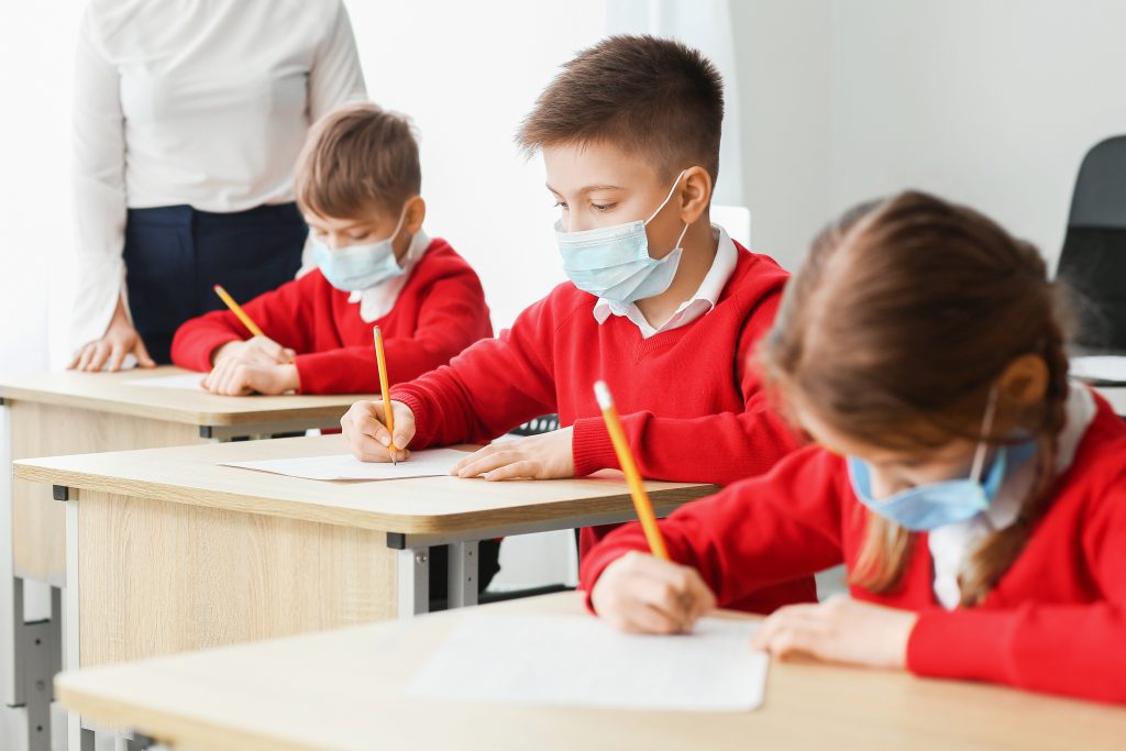 Elevii de clasa a VIII-a vor susține săptămâna viitoare Evaluarea Națională. Prima probă, pe 14 iunie