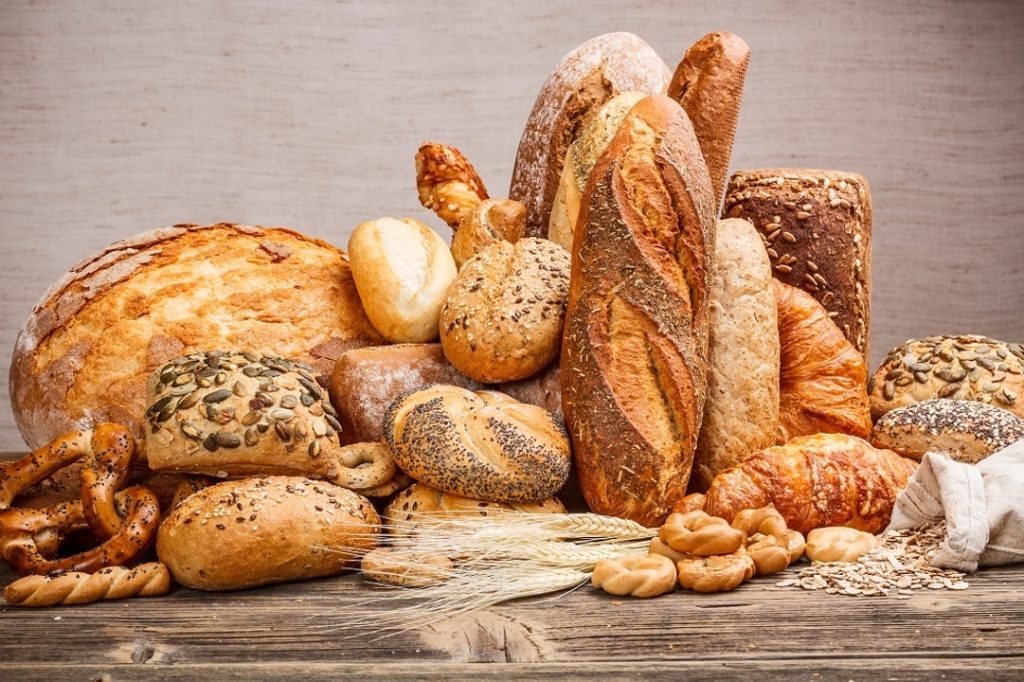 Pâinea cea de toate zilele: 50% cu E-uri, doar 26% din produse afișează procentajul ingredientului principal