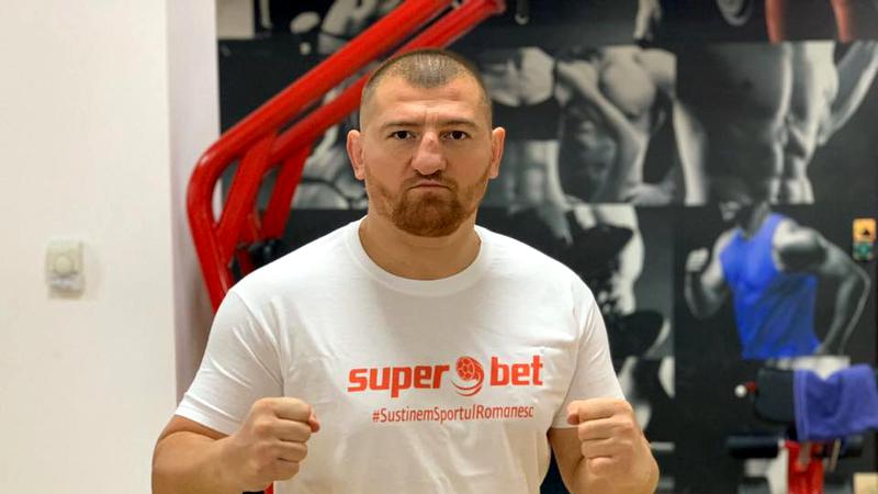 Luptătorul Cătălin Moroșanu: „Mulți l-au denigrat pe un frate român pentru o greșeală de exprimare, dar au omis să îl apere atunci când a fost jignit”