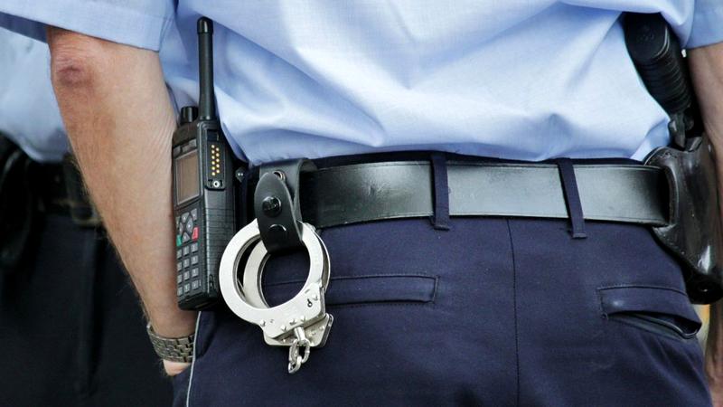 Tânăr de 24 de ani, împușcat în plină stradă / Totul ar fi pornit din cauza geloziei