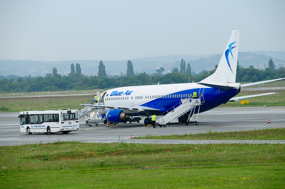 O altă companie aeriană low-cost anunță tarife speciale pentru pasagerii afectați de anularea zborurilor Blue Air. Cu o condiție