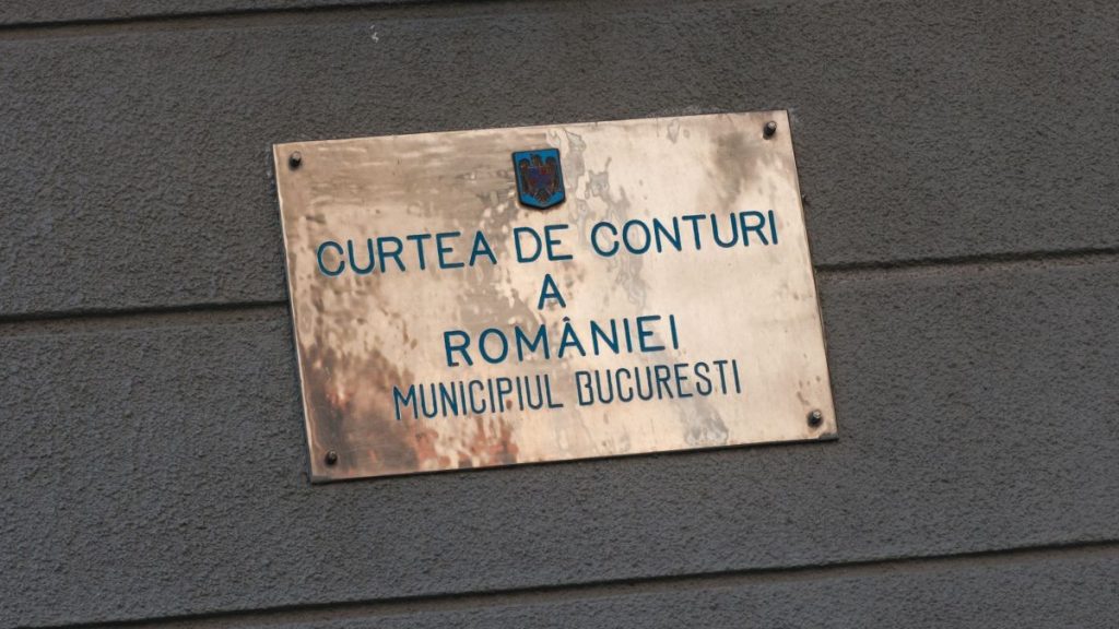 Peste 20 de angajați de la Curtea de Conturi pleacă la BARCELONA pentru „un curs de specializare”/Taxa pentru un singur participant e de 3.000 de euro