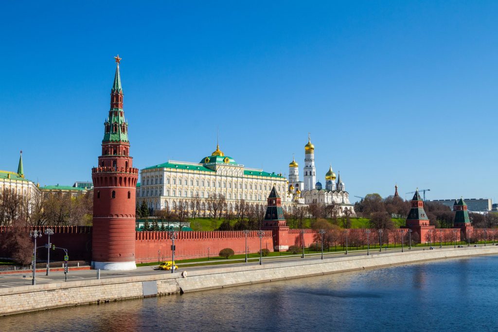 Fost ministru de Externe de la Kremlin: Rusia vrea să meargă mai departe de Ucraina, obiectivele ei includ toată Europa de Est