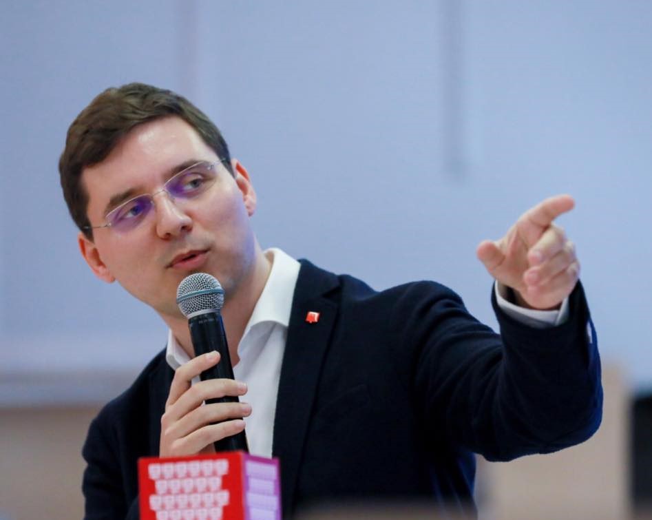 Victor Negrescu, despre moțiunea USR-AUR: Noul parteneriat este ca o alianță între Macron și Le Pen