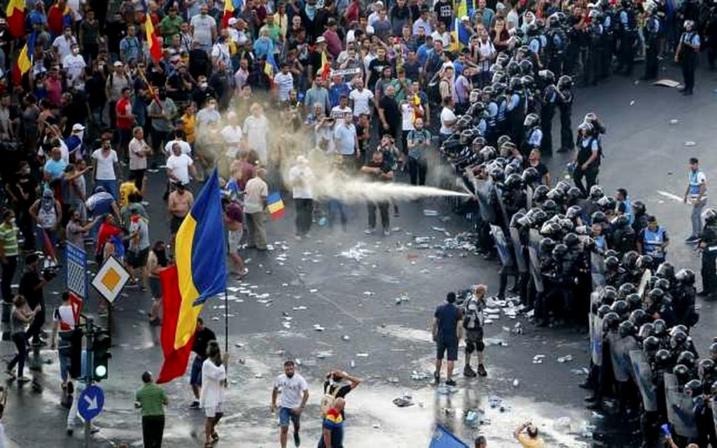 Dragnea, întrebat dacă a ordonat protestul din 10 august: Nu am dat niciun ordin la MAI sau Jandarmerie. Dar nu am înţeles de ce au fost agresaţi jandarmii