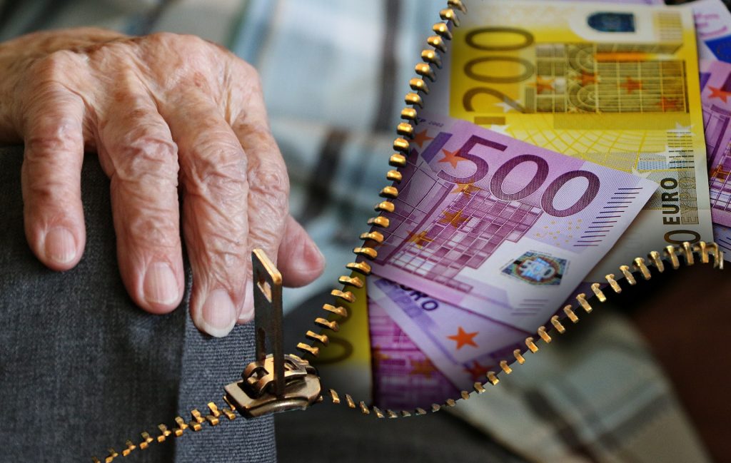 Suplimentarea contribuțiilor la fondul de pensii. Care sunt beneficiile cumpărării vechimii în muncă