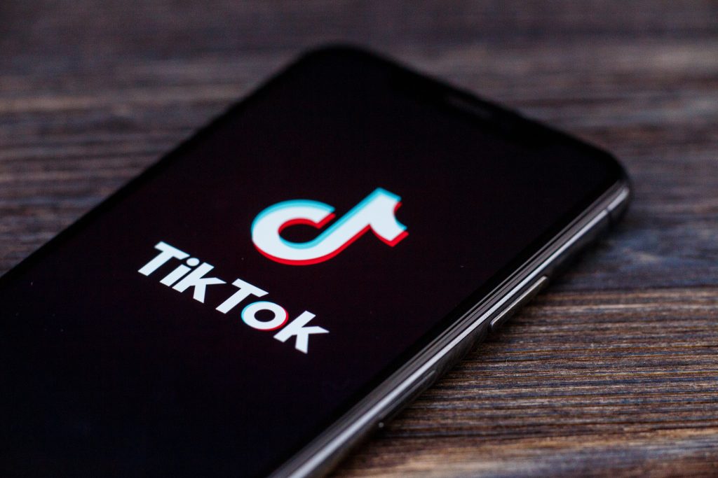 TikTok for Business se lansează în România: Compania chineză vine cu o echipă locală care va oferi consultanță clienților și agențiilor de marketing