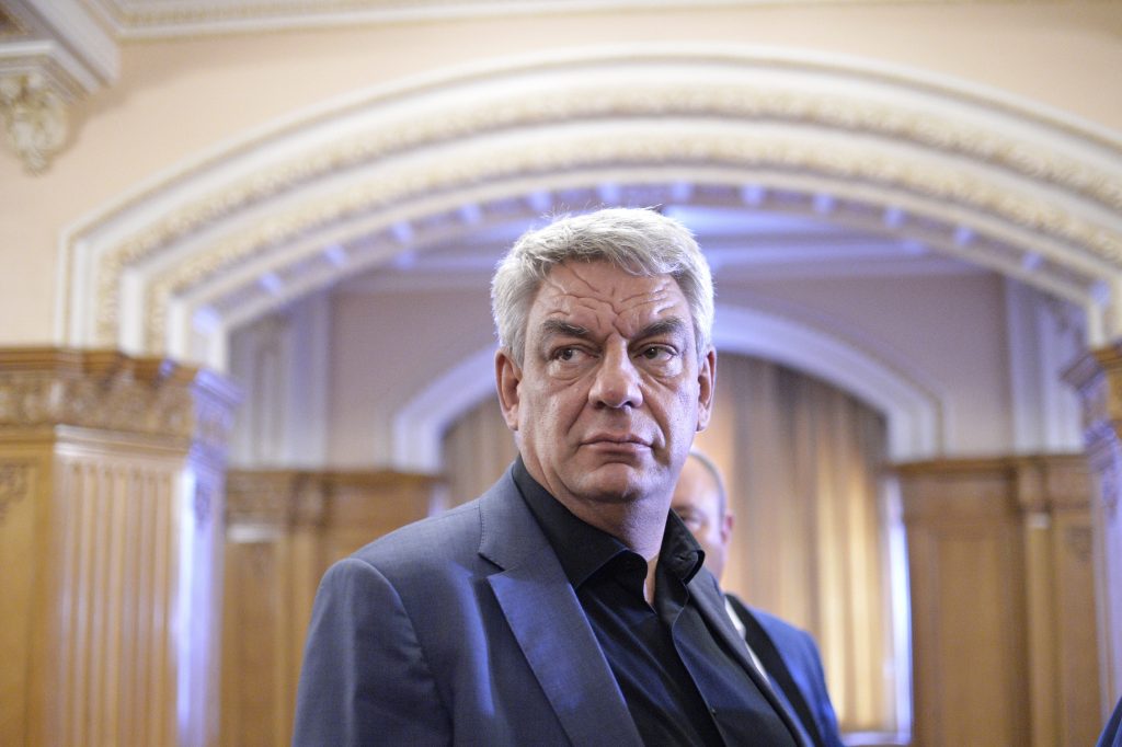 Mihai Tudose îi ironizează pe Rareș Bogdan și PNL / „Oja galbenă peste unghiile negre”