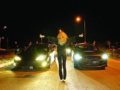 VIDEO | Curse ilegale de mașini pe Autostrada Soarelui. Totul a fost transmis pe Facebook. Reacția Poliției