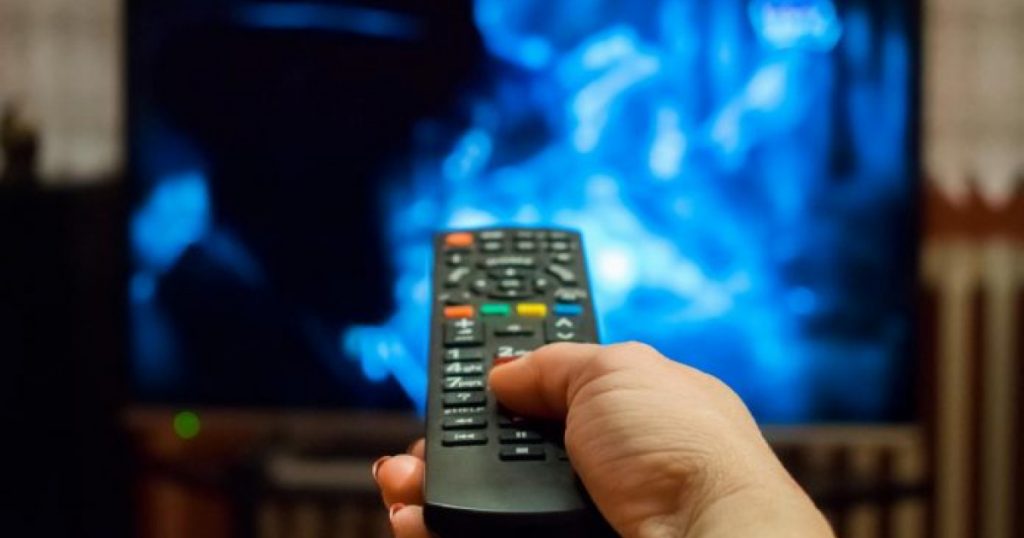 O nouă televiziune intră în grilele de program în România: CNA a dat licența. Începe să EMITĂ într-o zi cu dată simbolică