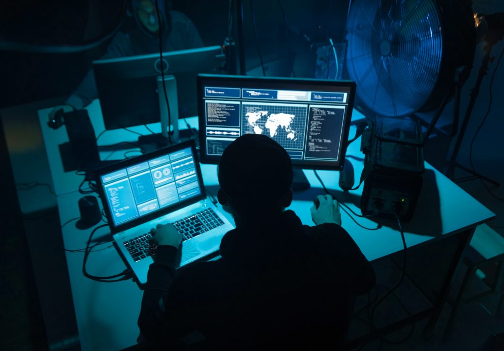 Avertisment CERT-RO. Experții în securitate cibernetică au descoperit o nouă campanie de fraudă pe OLX. Atacatorii extrag datele de pe card