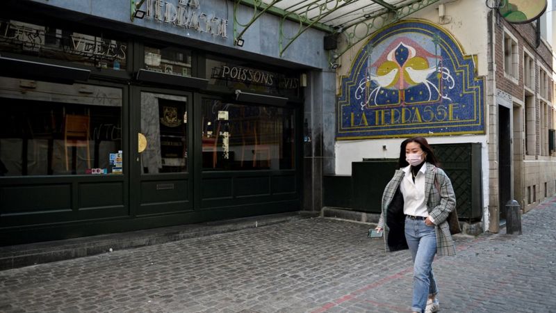 Belgia se confruntă cu un „tsunami” de noi infecții. Sudul țării,  „cea mai periculoasă din toată Europa”
