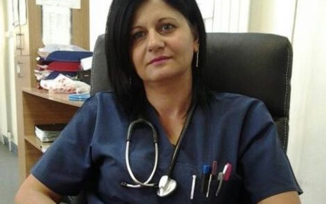 Fiica doctoriţei de 48 de ani din Feteşti, răpusă de coronavirus, a izbucnit când a primit decizia privind pensia de urmaş: „Ruşine! O umilință!”