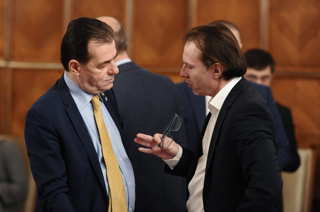 Cei doi candidați la conducerea PNL, în campanie electorală. Florin Cîțu merge în Dolj, iar Ludovic Orban în județul Brăila