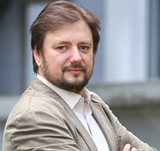 PÎRVULESCU, despre beneficiarii șederii lui Iohannis/”Se depăşeşte o creştere a tensiunii pe care extrema dreaptă și USR o manevrau”