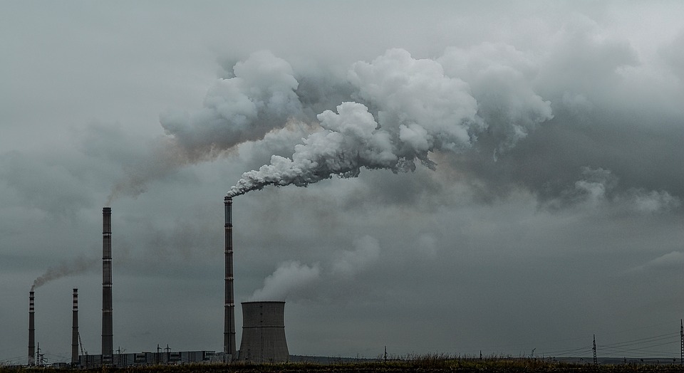 Agenția Internațională a Energiei recomandă reducerea cu un sfert a cererii pentru combustibili fosili, pentru a limita încălzirea globală