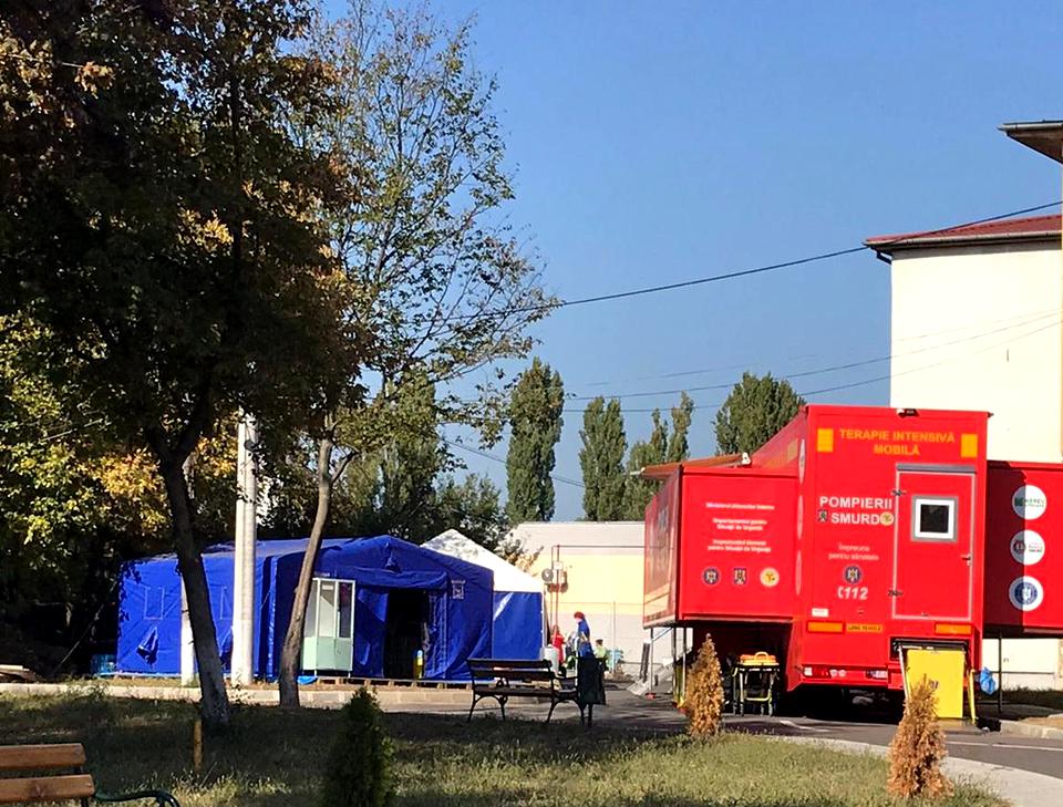 Unitatea mobilă de ATI a Spitalului „Victor Babeș” din Timișoara a rămas fără căldură. Pacienții au cerut să fie sedați, pentru că tremurau de frig