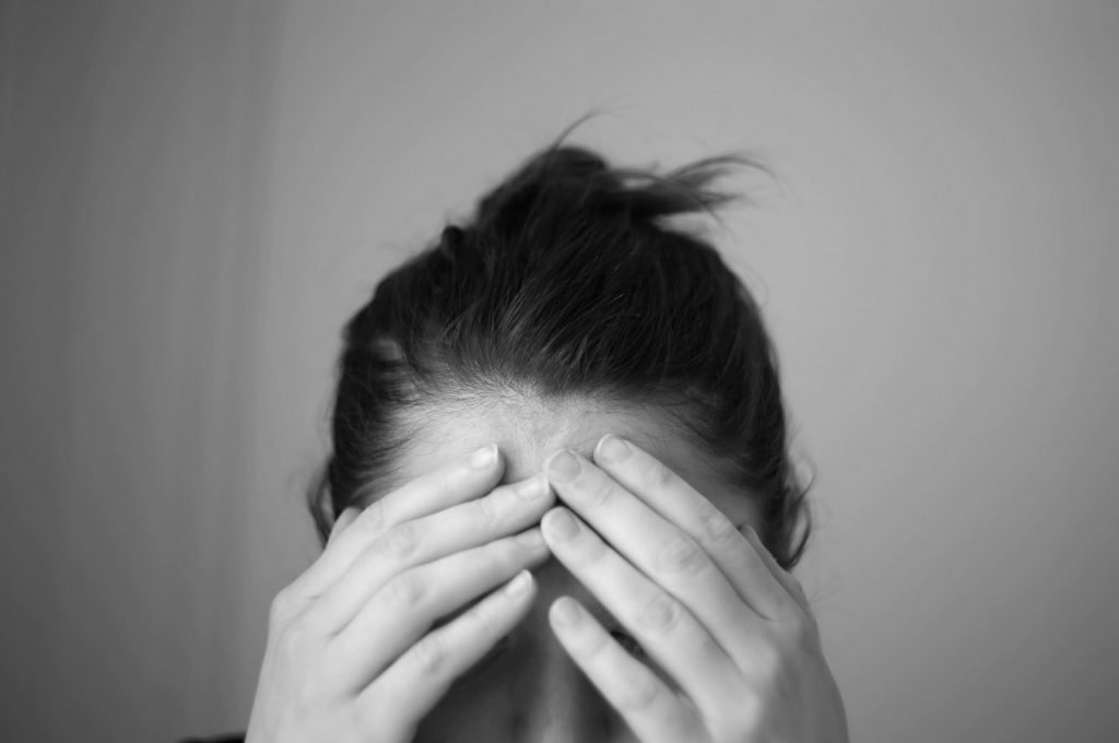 Ce este efectul „NOCEBO”, opusul lui placebo, și efectele sale asupra sănătății: „Momentul în care creierul începe să funcționeze împotriva ta”