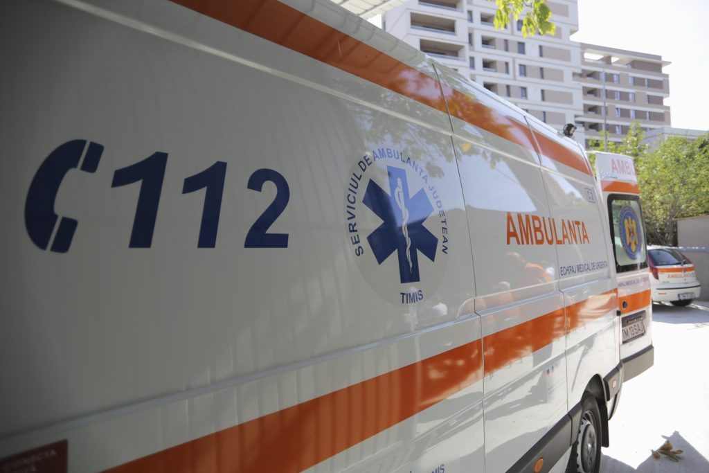 Un bebeluş de 6 luni a murit, cu puțin timp înainte de sosirea ambulanței. Descoperirea șocantă de la autopsie!