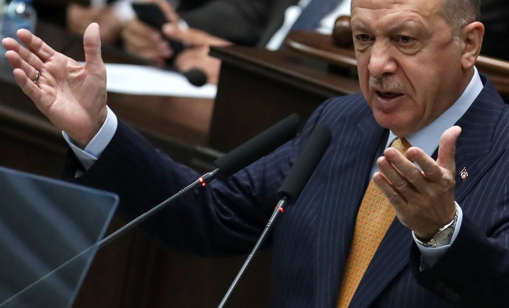 Turcia anunță că va lua toate măsurile juridice și diplomatice necesare după publicarea caricaturii cu Erdogan în Charlie Hebdo