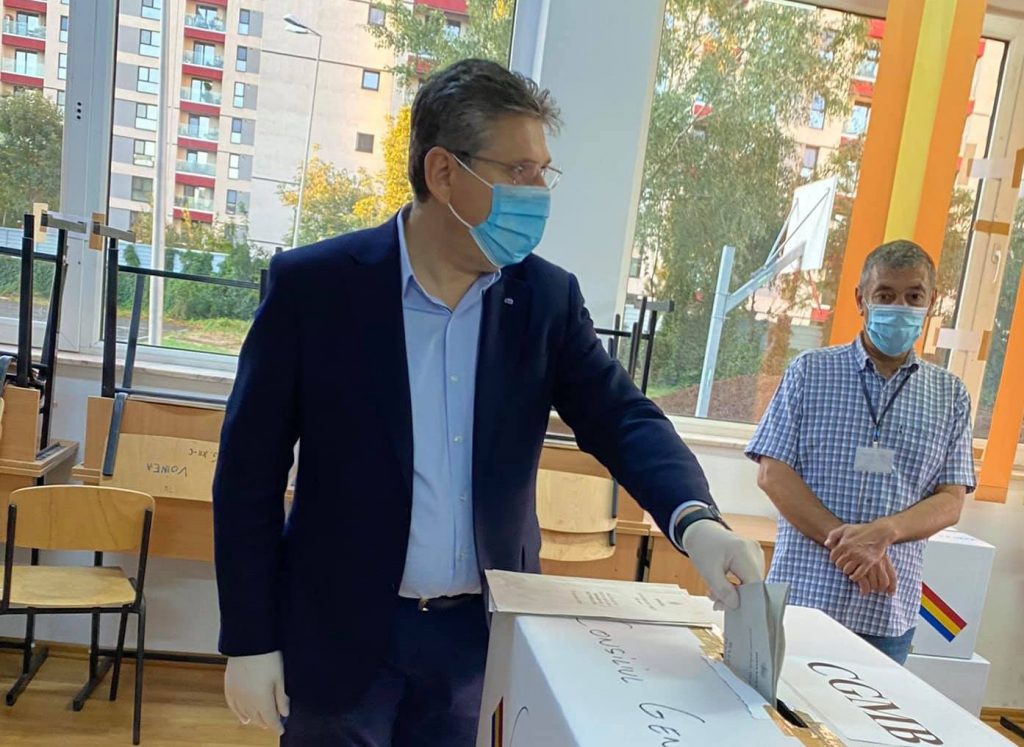 Predarea online în școli se va prelungi! Anunţul de ultimă oră al Inspectorului Școlar General al Capitalei
