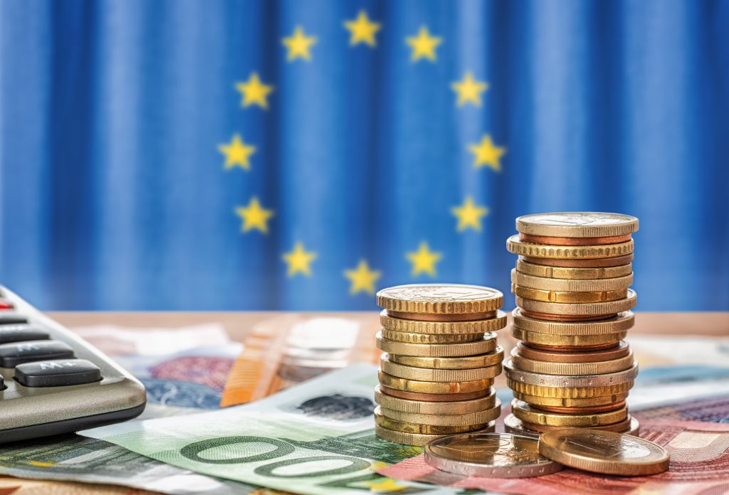 Criza fondurilor europene: Statul blochează peste un miliard de euro disponibili pentru susținerea IMM-urilor. Cine îngreunează procedurile?