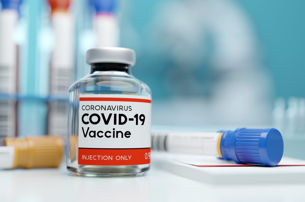 Vaccinul anticoronavirus produs de AstraZeneca și Oxford generează răspuns imun și la persoanele în vârstă! / Grupa care manifestă mai puține reacții adverse