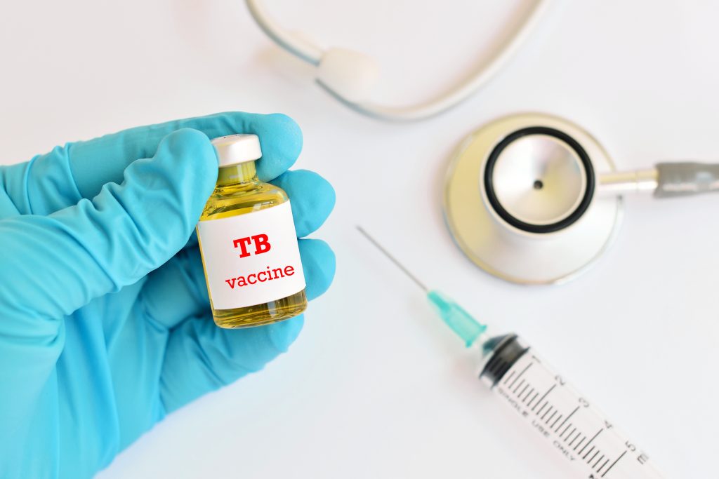 Ministerul Sănătății demarează un program de depistare activă a tuberculozei, în 11 județe. Care sunt zonele vizate de această acțiune