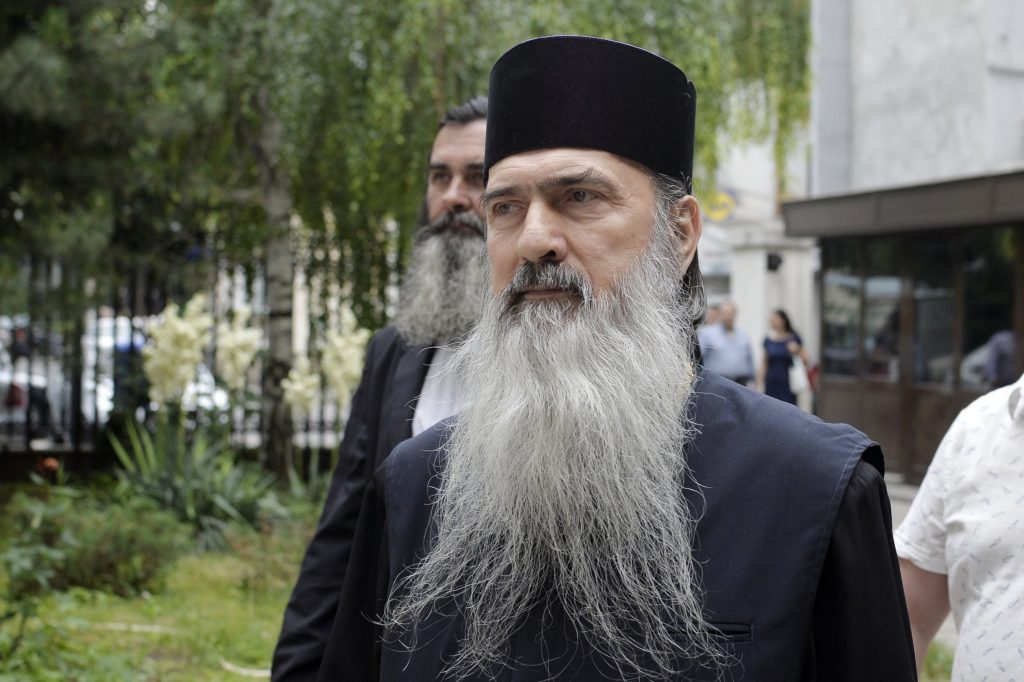 Arhiepiscopul Tomisului, ÎPS Teodosie: „Să răbdăm şi să suferim această vreme de încercare”