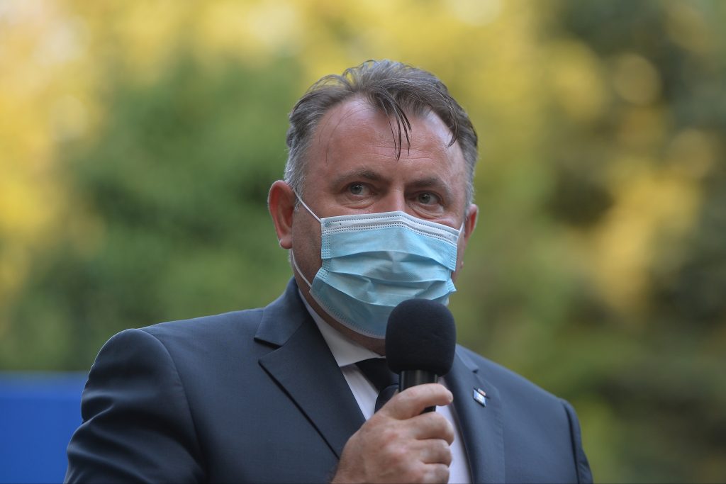 Nelu Tătaru: „Cineva s-a urcat politic pe o pandemie, acum plătim acel preț”