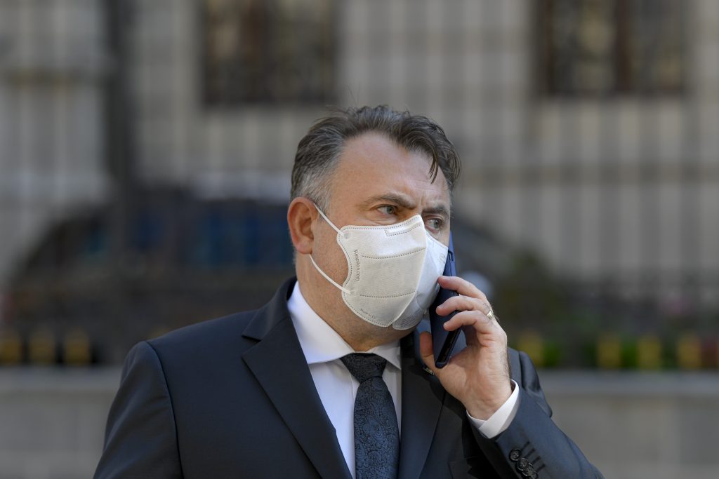 Nelu Tătaru, mesaj categoric: „Avem o singură miză: Viața! Să lăsăm frunțile încrețite și orgoliile…”