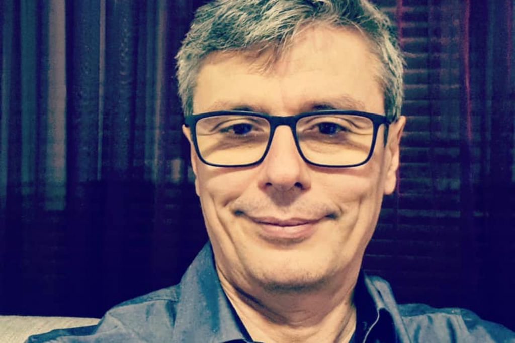 Virgil Popescu explică cum va suporta în acest an frigul din locuință: „Port blugi în casă, indiferent de anotimp”