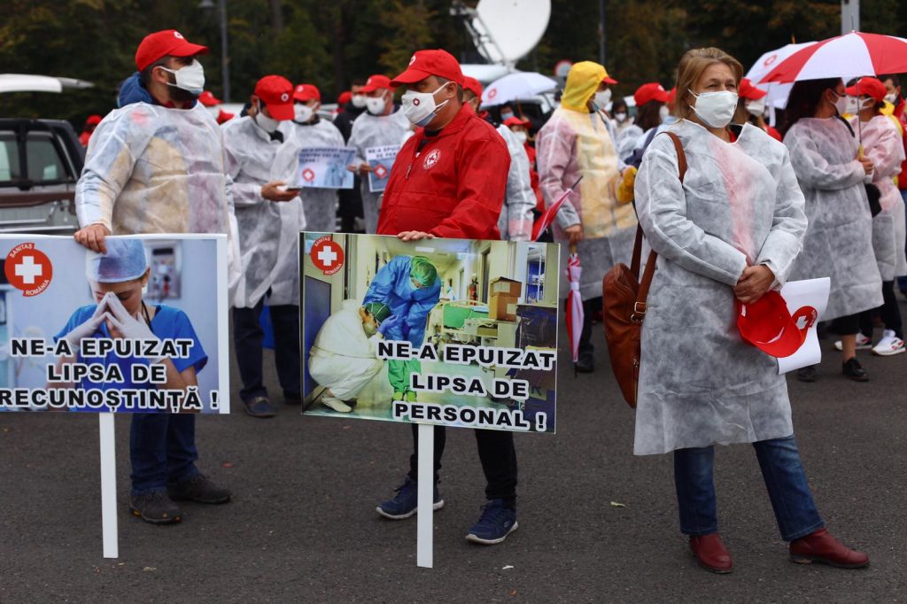 Cadrele medicale sunt disperate! Vor protesta din nou la Ministerul Finanțelor și la Parlament!